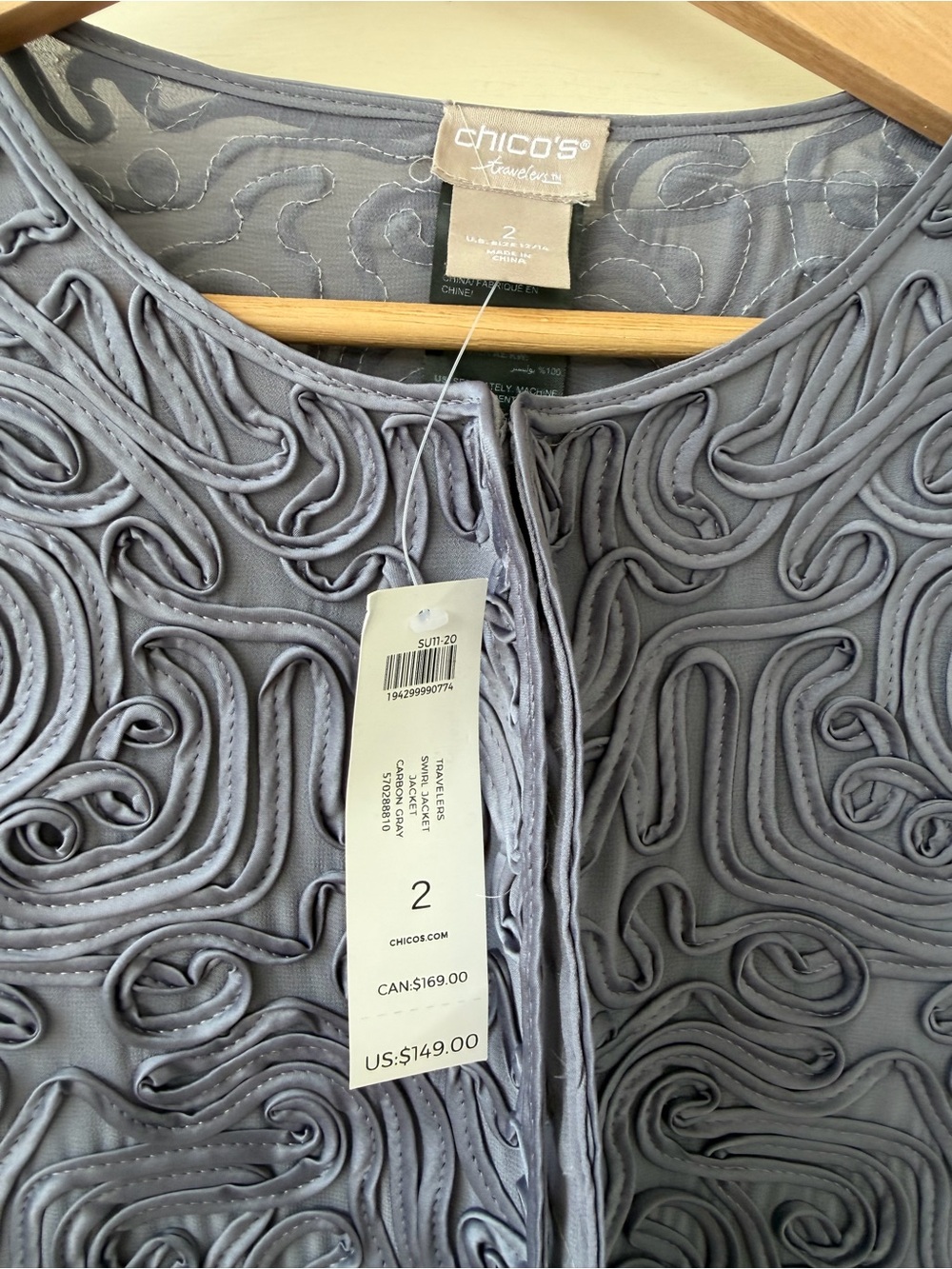NWT Chico's Sculpted Swirl Jacket in Soft Gray - Picture 4 of 7